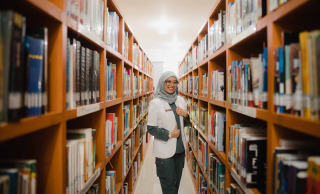 Lulusan FK Unusa Ini Ungkap Pentingnya Dokter Harus Mengerti Bahasa Isyarat