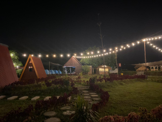 Pesona House of River Side Kediri Destinasi Wisata Hits Tepi Sungai di Lereng Gunung Wilis Kediri