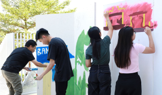 Warna-Warni Karya Mahasiswa Interior Design PCU Hiasi Look Gallery