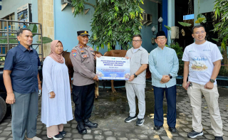 Pelindo Sub Regional Jawa Salurkan Hewan Kurban Pada Idul Adha 1445 H