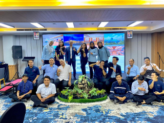 Untuk Pelayanan Lebih Baik, Aston Inn Jemursari Bekali Pelatihan Personal Branding Untuk Karyawan