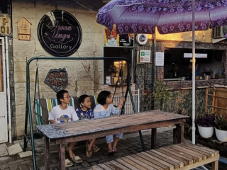 Home Mini Cafe Awan Ungu, Tempat Makan Hommy dengan Cita Rasa Tradisional Modern