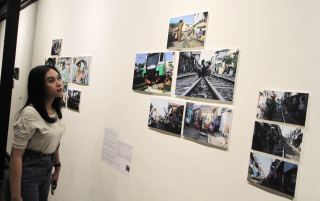 Fotografer Muda Ciphoc Unitomo Berbagi Cerita Lewat Photo Story Zona Cerita