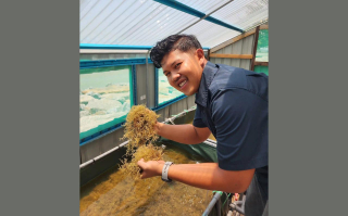 Ikuti Pertukaran Mahasiswa ke Malaysia, Satriyo Dalami Pengolahan Rumput Laut