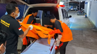 Wisatawan Terseret Ombak Pantai Kedung Tumpang Tulungagung Ditemukan