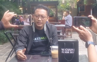 Khofifah Kunjungi PGS, Nakes Muda Jatim Gelar Pemeriksaan Kesehatan Gratis