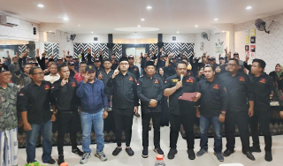 Usai Jokowi Cabub-Cawabup ini Didukung Ormas Bentukan Prabowo, Siapa Dia?