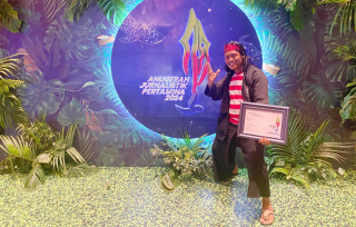 Dua Essay Foto Karya Ali Masduki Raih Penghargaan di AJP 2024