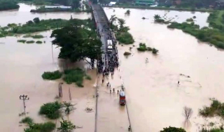 Banjir Grobogan, KA Keberangkatan Surabaya Pasarturi Dirubah Pola Operasinya