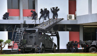 Panglima TNI Resmikan Barak Siaga Denjaka dan Serahkan Kendaraan Khusus Mobile Dual Ramp System