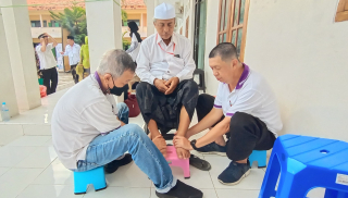 Terapi Longevitology Ramaikan Harlah Pondok Pesantren Nurul Jadid ke-92