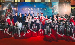 Teriakan Histeris Pecah di Premiere "Pengantin Iblis"