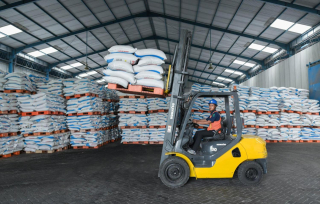 Stok Pupuk Bersubsidi di Majalengka Aman, Pupuk Indonesia Pastikan Distribusi Lancar