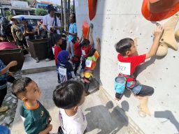 Kompetisi bergengsi The Spider Kids 2025 sangat ditunggu oleh berbagai klub panjat di Jawa Timur, karena menjadi ajang untuk menunjukkan kemampuan para klub