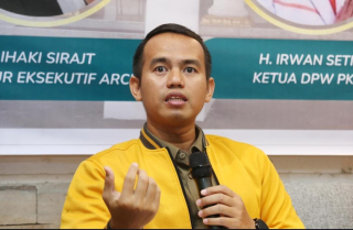 Jairi Irawan : Jawa Timur Gerbang Baru Nusantara, Lompatan Besar Gubernur Khofifah