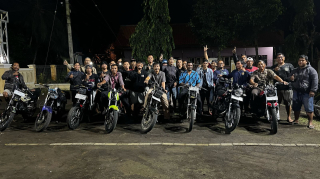 Bulan Ramadan, Komunitas RX King Jekco Binaan Deni Prasetya Baksos Ngecat Mushola dan Gereja