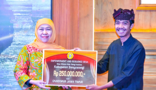 Beri Tunjangan Kehormatan, Gubernur Khofifah Ajak Seniman Promosikan Budaya Peradaban Mojopahit