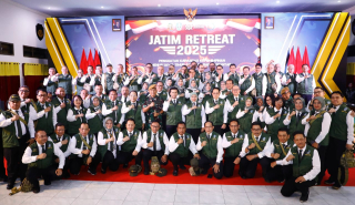 Gubernur Khofifah Ingatkan Pentingnya Kesiapan Birokrasi Menghadapi Teknologi Kecerdasan Buatan