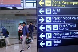 Berdasarkan data trafik pada Minggu, 6 April 2025, tercatat sudah ada 280 penerbangan pesawat pada Sabtu, 5 April 2025 kemarin.
