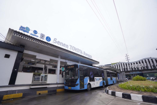 Halte Senen TOYOTA Rangga Kolaborasi untuk Dongkrak Ekonomi Lokal dan Mobilitas di Jakarta