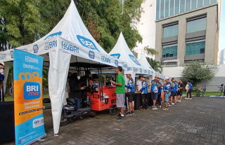 BRI Kusuma Bangsa Surabaya Dorong Gaya Hidup Sehat Lewat Tunjungan Loop