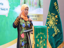 Jelang Rakernas, Khofifah Sampaikan Muslimat NU Siapkan Program Paralegal untuk Perlindungan Anak dan Perempuan