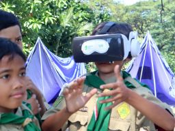 Kegiatan yang bertajuk "Edukasi Ramah Teman dan Ramah Lingkungan Melalui Aplikasi Digital Ecofem Edu" tersebut guna menanamkan kesadaran akan pentingnya kepedulian terhadap sesama