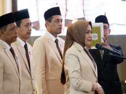 Unitomo Era Baru, Rektor Siti Marwiyah Bidik Kampus Unggul Berbasis Kinerja dan Inovasi