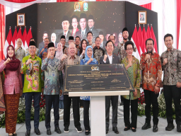 Gubernur Khofifah Meresmikan Kantor DPD RI Perwakilan Provinsi Jawa Timur