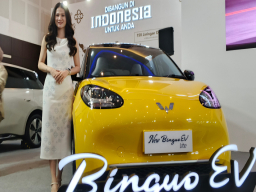 Wuling Pamerkan Lini EV Terlengkap di GIIAS Surabaya 2025, Cortez Darion Buka Pre-Order