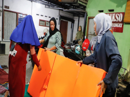 Gubernur Khofifah : Maksimalkan Evakuasi Korban Ambruknya Musholla Ponpes Al-Khoziny Sampai Tuntas