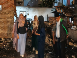 Prihatin Kebakaran di Wonocolo, Senator Lia Istifhama Ingatkan Pentingnya Akses Gang dan APAR Aktif