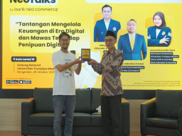 Bank Neo Commerce Gandeng Universitas Trunojoyo Madura Adakan Literasi Keuangan, Ajak Mahasiswa Waspada Penipuan Digital