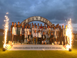 Lebih dari Sekadar Laga Sepak Bola, Turnamen 100 Tahun Gontor Satukan Alumni Santri Sedunia