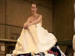 Fast Fashion jadi Ancaman Nyata bagi Lingkungan serta Industri Lokal