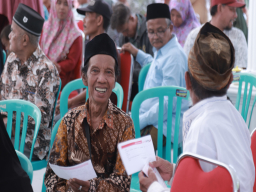 Meski Hari Libur, Pemkab Jember Tetap Salurkan Insentif Guru Ngaji dan Mudin untuk Empat Kecamatan