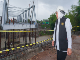 Gubernur Khofifah Pastikan Jembatan Kutorejo Siap Dibuka Bulan Depan, Optimis Perlancar Mobilitas Warga Nganjuk