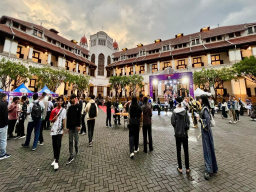 Bertransformasi Jadi Tempat Kreativitas Muda, Lawang Sewu Dikemas Lebih Meriah Lewat Cosplay Carnival 2025