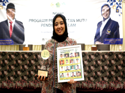 Momentum Hari Santri 2025, Ning Dini Dorong Kesetaraan Kesejahteraan Guru Madrasah dengan Sekolah Umum