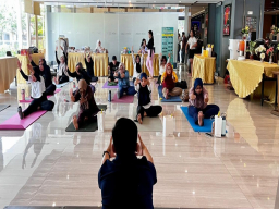 Kegiatan Mindful Morning Hadirkan Harmoni Raga dan Kreativitas di Dafam Surabaya
