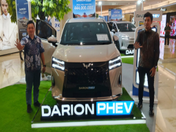 Wuling Darion, MPV EV dan PHEV Pertama, Resmi Hadir di Surabaya dengan Teknologi Elektrifikasi Modern