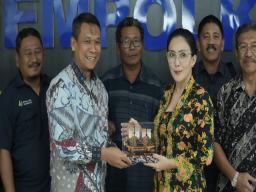 Kunjungi PG Gempolkrep Mojokerto, Rieke Diah Pitaloka Dorong Kolaborasi Nasional untuk Kemandirian Gula dan Energi Tebu