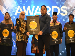 PT SGN Raih Penghargaan Humas Terbaik Penggerak Ekonomi Koperasi Merah Putih di Surya Award 2025 