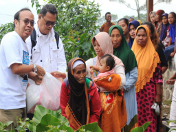 Cepat Tanggap, Panitia Natal Nasional Salurkan Bantuan untuk Korban Semeru
