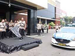 Polda Jatim Kirim Bantuan untuk Korban Banjir-Longsor Sumatera