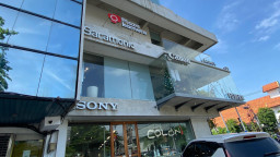 Plaza Kamera Surabaya Jadi Rujukan Content Creator, Owner Aktif Bangun Komunitas Kreatif