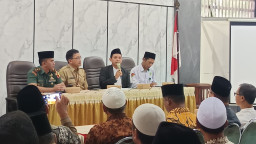 Sosialisasi 5 Pilar Masjid, Penyuluh Agama Islam Gandeng Lintas Sektoral Makmurkan Masjid di Kecamatan Sukolilo