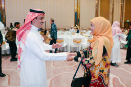 Bersama Tokoh Nasional, Gubernur Khofifah Hadiri Peringatan Founding Day Kerajaan Arab Saudi