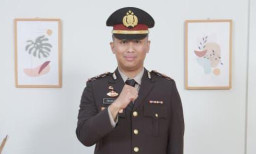 Kapolsek Gunung Anyar Beserta Jajaran Menyampaikan Ucapan Selamat Hari Pers Nasional 