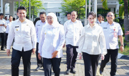 Gubernur Khofifah Tekankan WFH sebagai Upaya Efisiensi dan Pastikan Kinerja Pelayanan Publik Tetap Maksimal